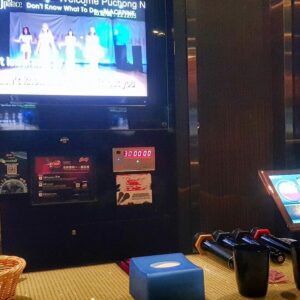 10 Tempat Karaoke di Putrajaya, Malaysia Paling Popular untuk Hiburan Malam Anda
