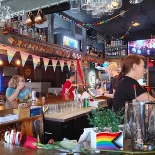 escape pub karaoke lounge