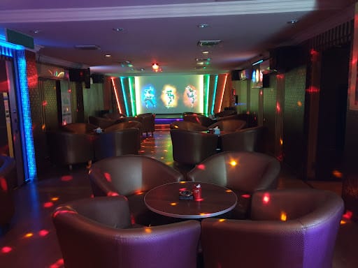 Season 1 Karaoke & KTV Lounge