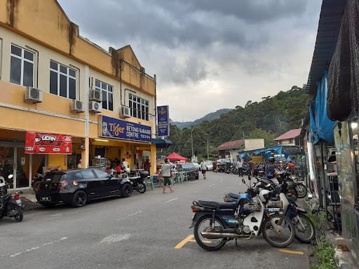 Betong Karaoke Centre