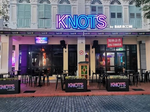 KNOTS