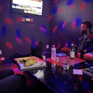 gymms karaoke pub