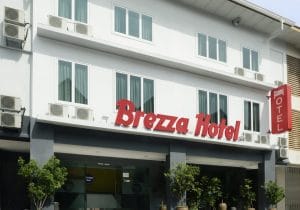 lumut hotel pekan lumut perak