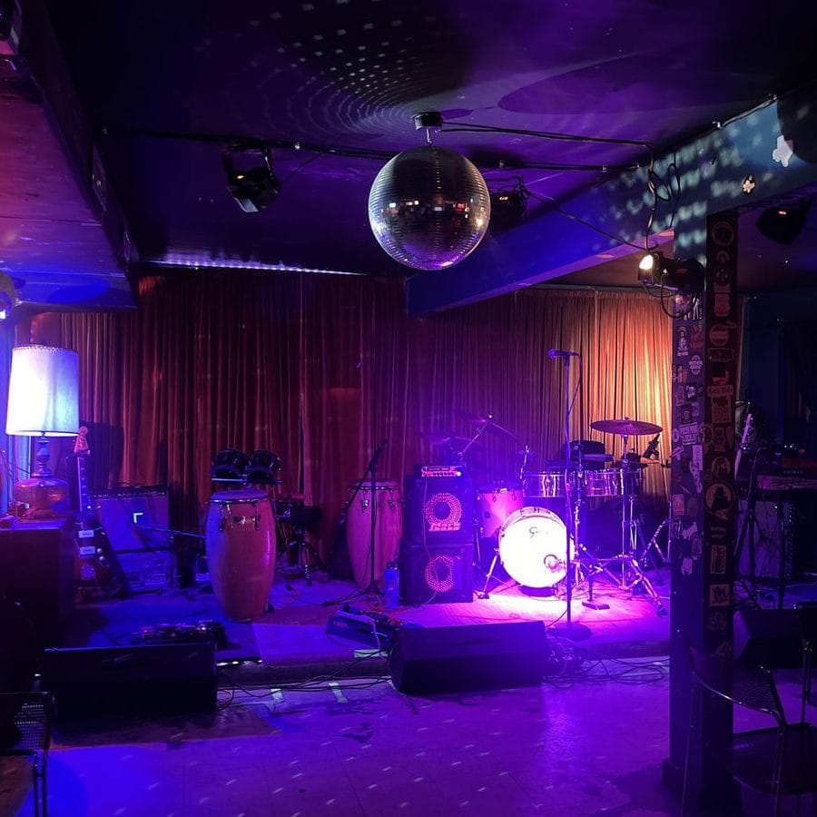 rb karaoke musical lounge