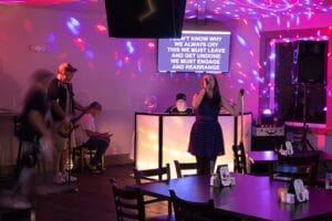 restorant and karaoke
