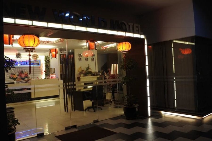ruai tan 16 karaoke bistro