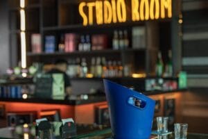 studio room karaoke bar e594b1e99cb8