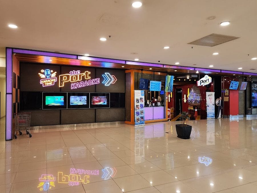 the port family karaoke