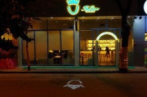 the queen cafe
